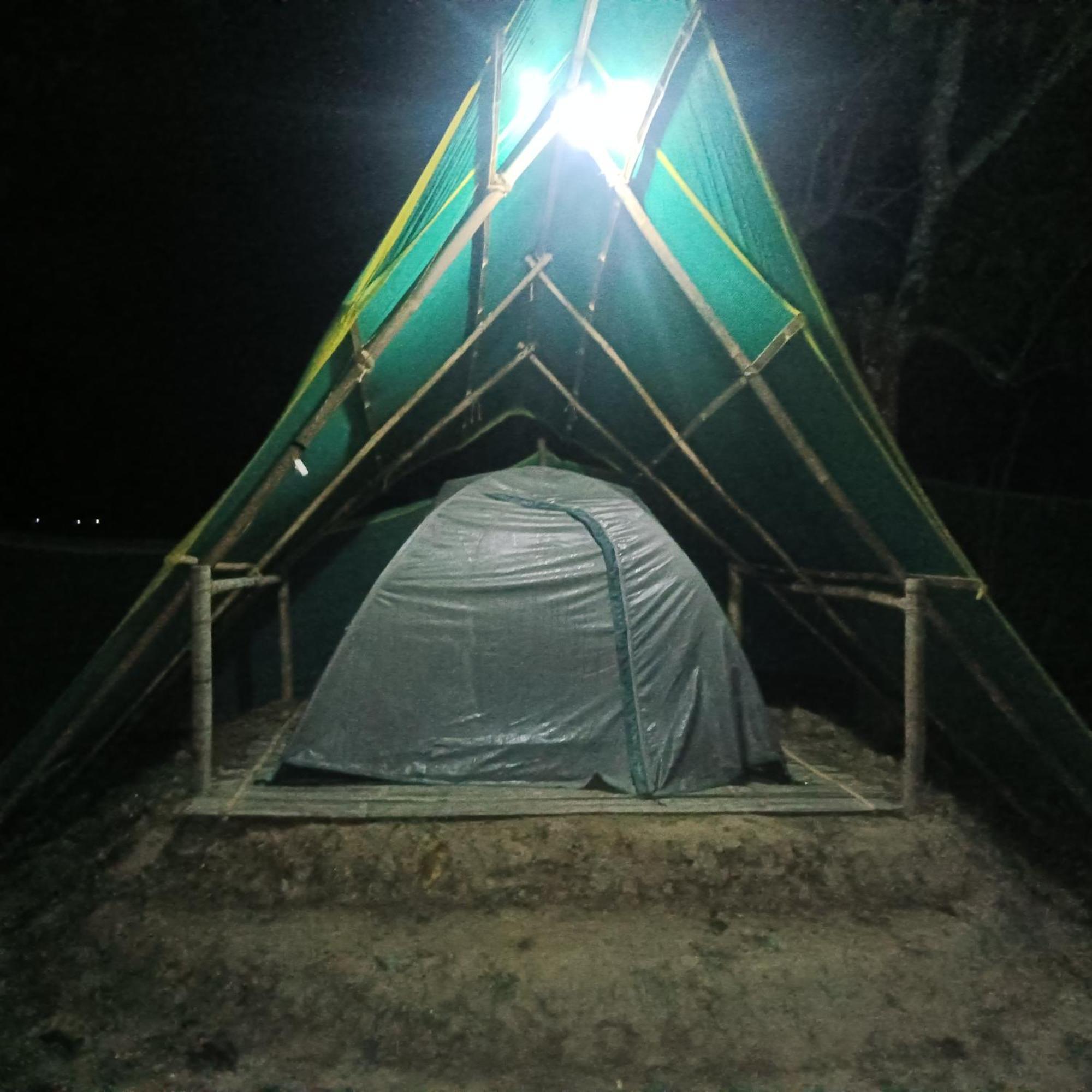 Hotel Fesengbor Eco Camp à Kāziranga Extérieur photo